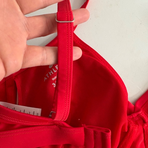 Athleta Twisted Radiant Red Bikini Top - Picture 7 of 8